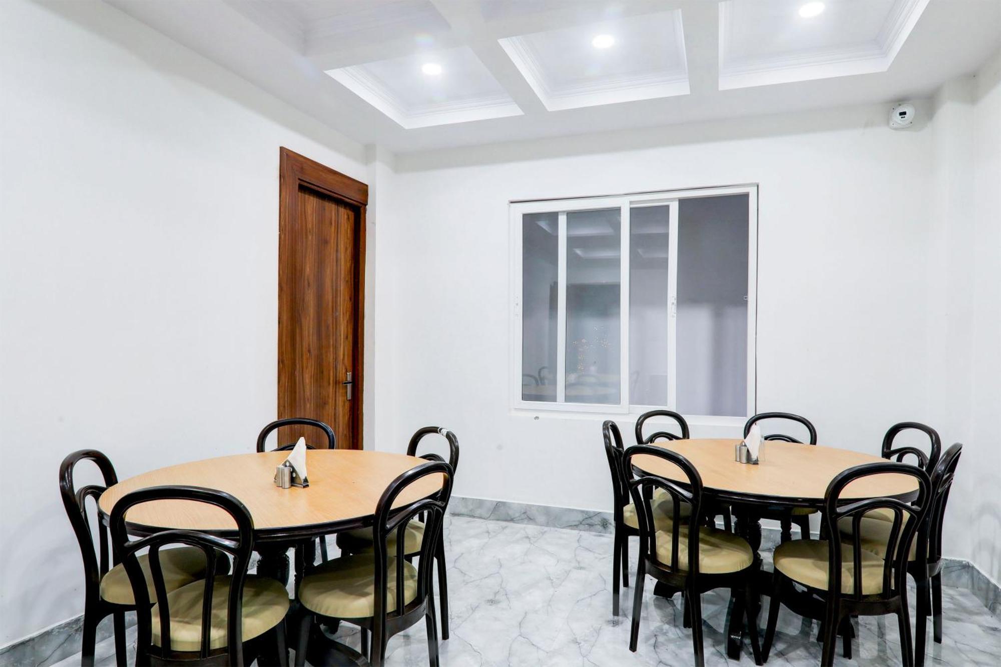 Super Townhouse Gls International Hotel Lucknow Eksteriør billede
