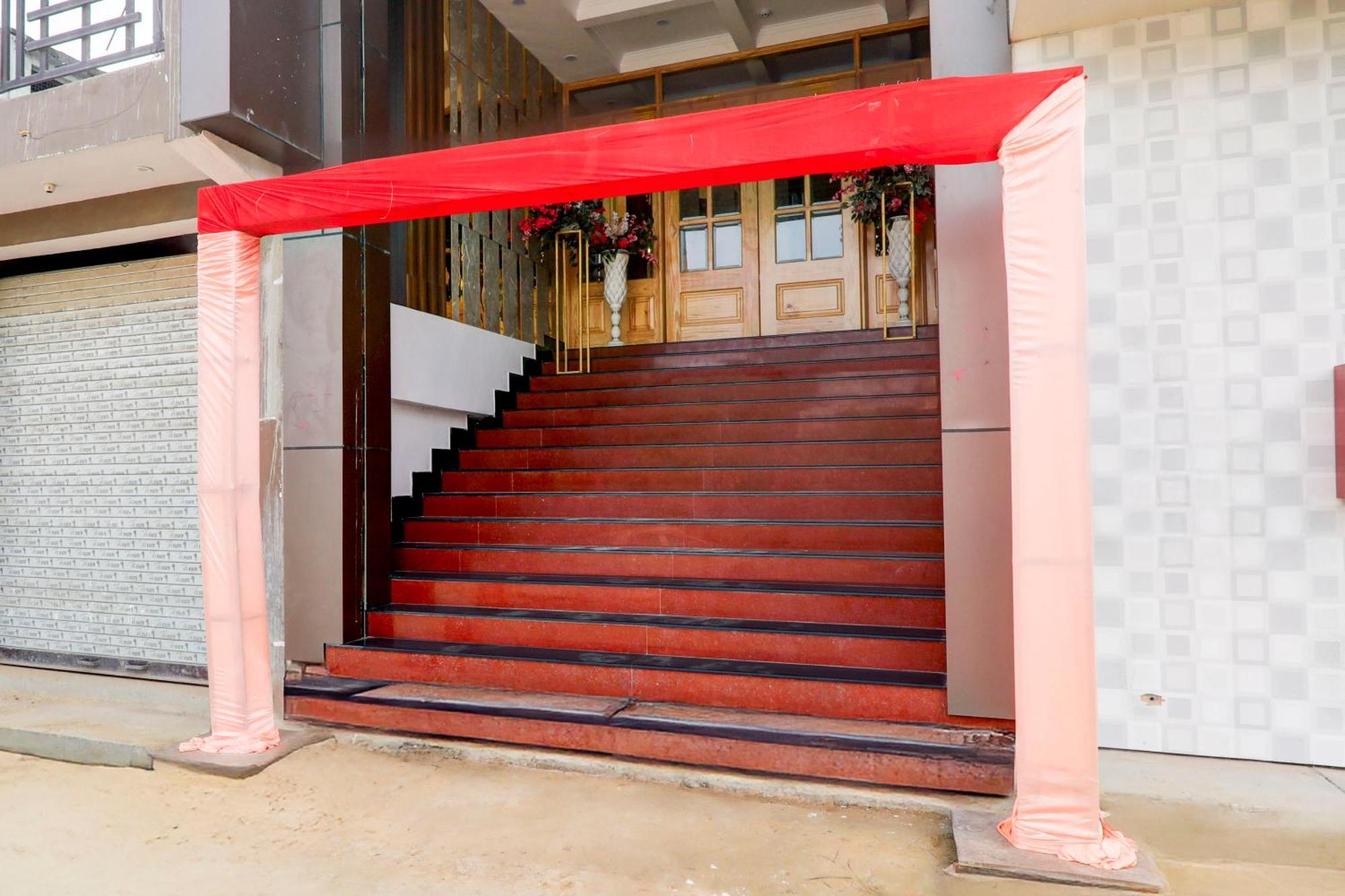 Super Townhouse Gls International Hotel Lucknow Eksteriør billede